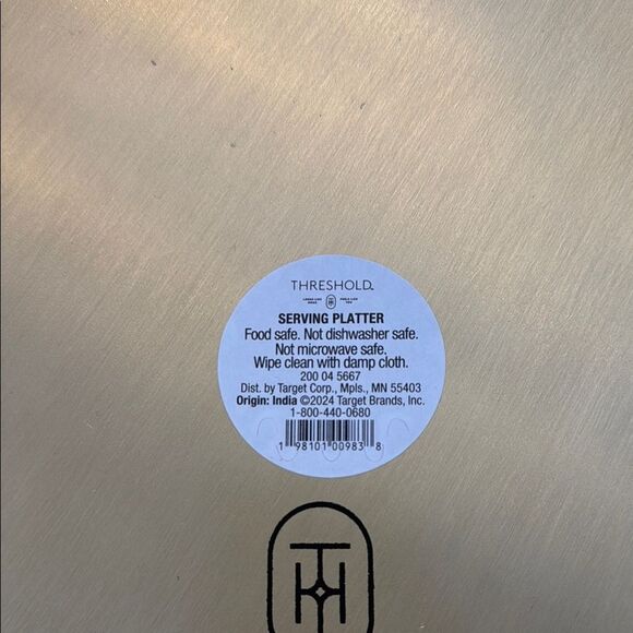 Gold Skull and Crossbones Decorative Plater Threshold HALLOWEEN - Picture 5 of 5